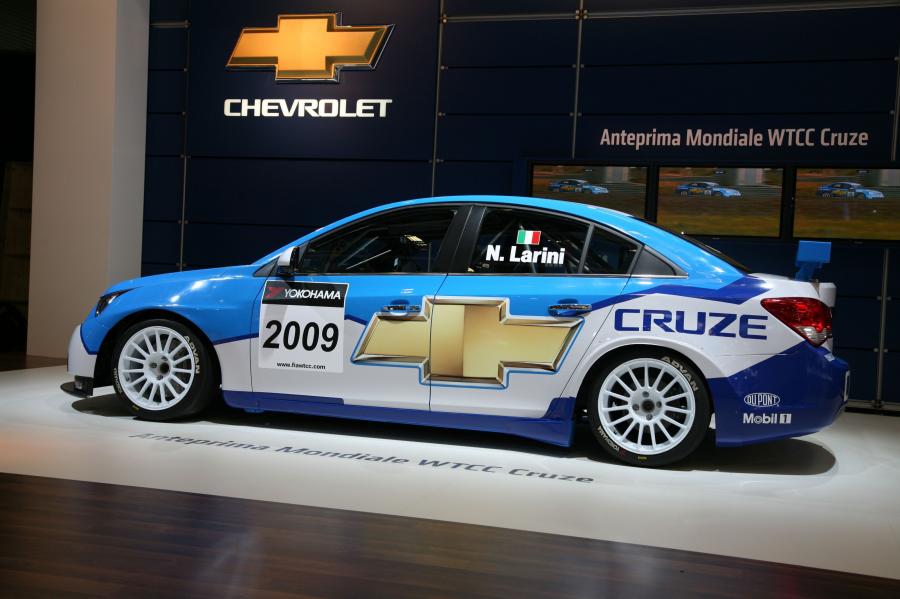  Chevrolet Cruze WTCC 2009 года  (фото 33 из 80)
